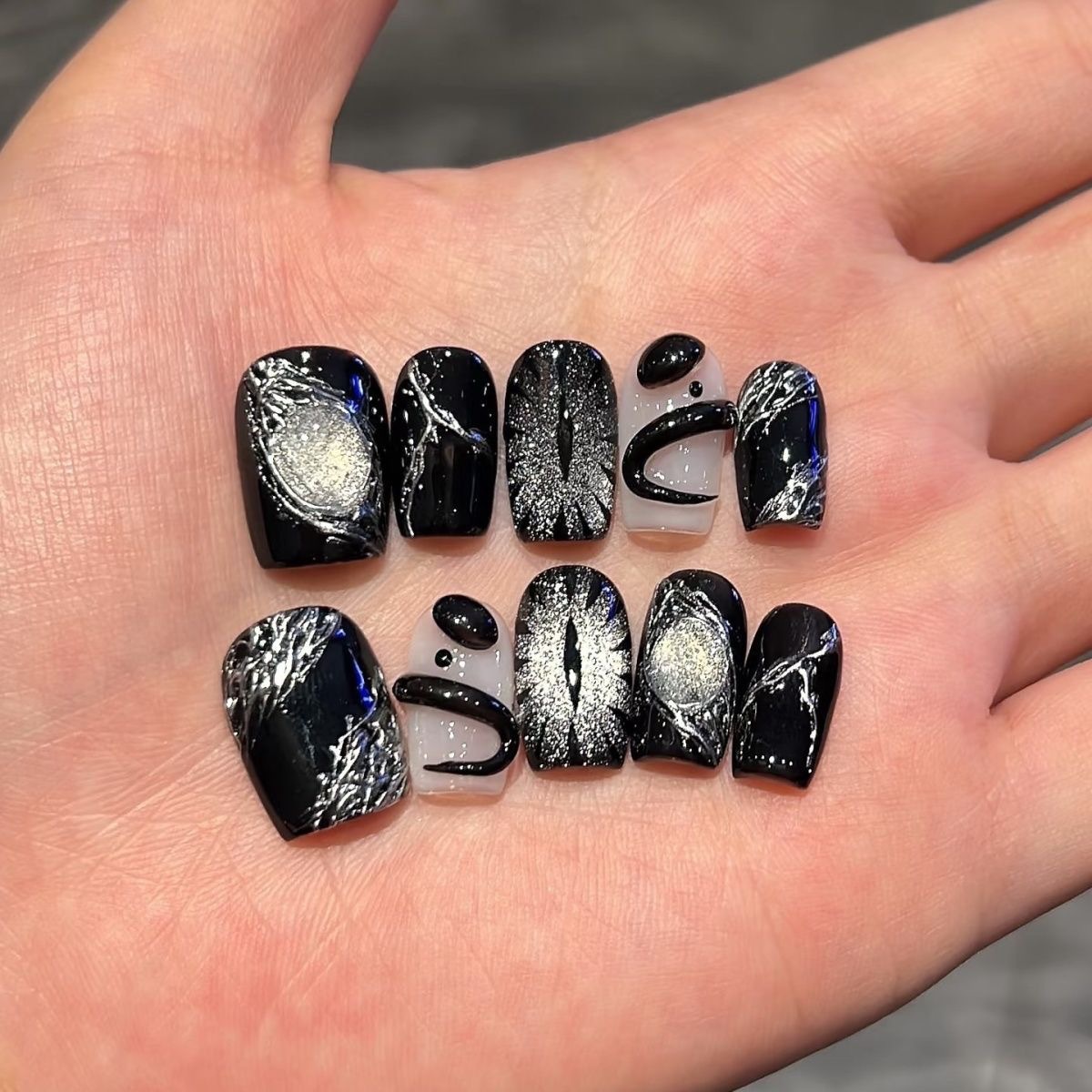 Nail Art Glossy - 10 Stück schwarze süße Katze handgemachte