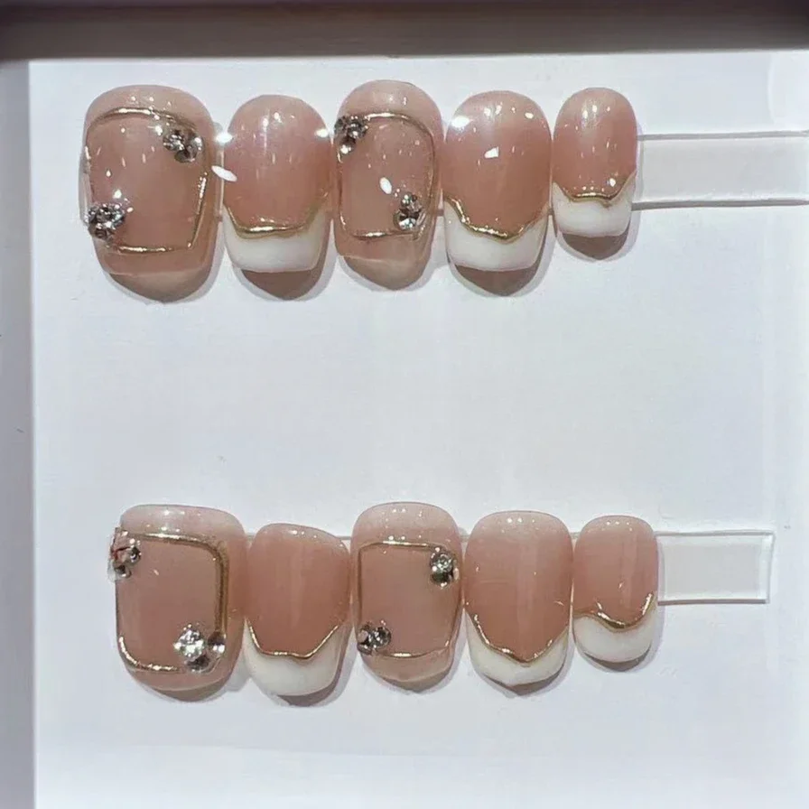 Nail Art Eye Cat - 10 Stück kurze quadratische französische handgemachte