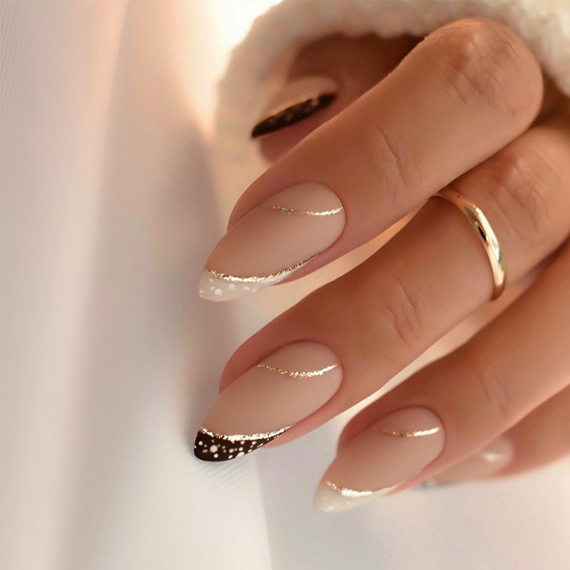 Nail Art Fake - 24-teilige tragbare Nägel im französischen Stil,