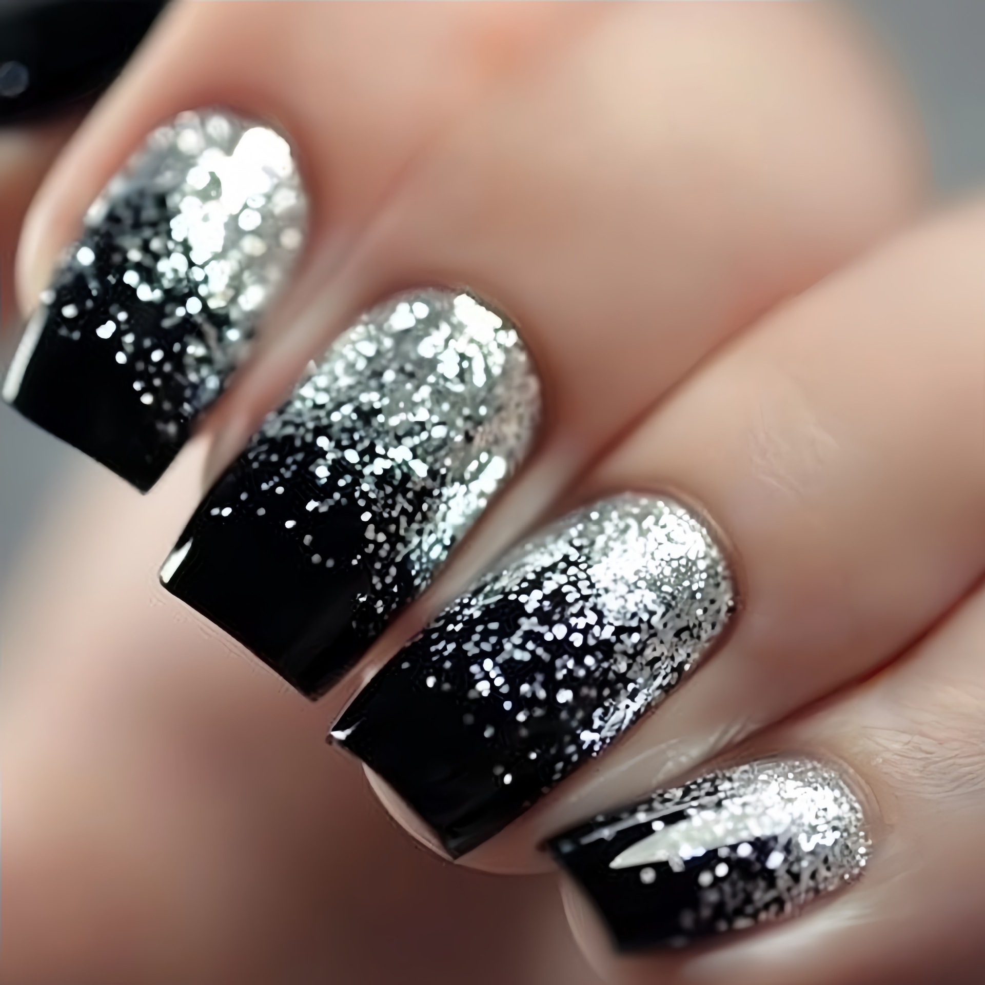 Nail Art Glitter - Kurze mittelgroße künstliche Nägel, Farbverlauf, braun,