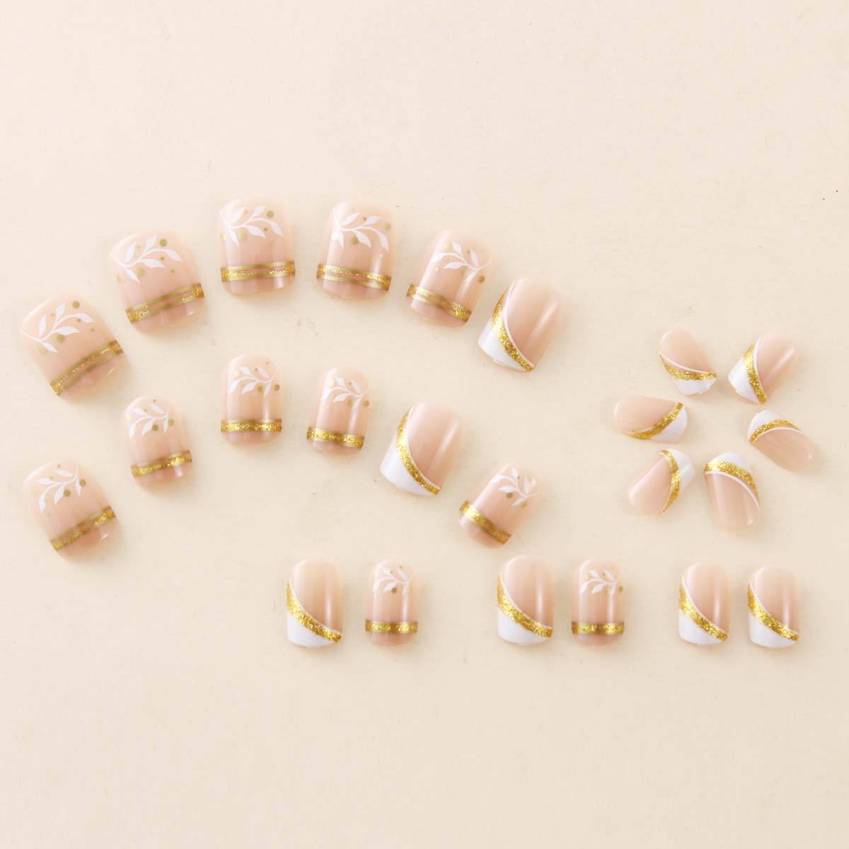 Kurze, quadratische Press-On-N – Nail Art Glitter Bewertung und Preis