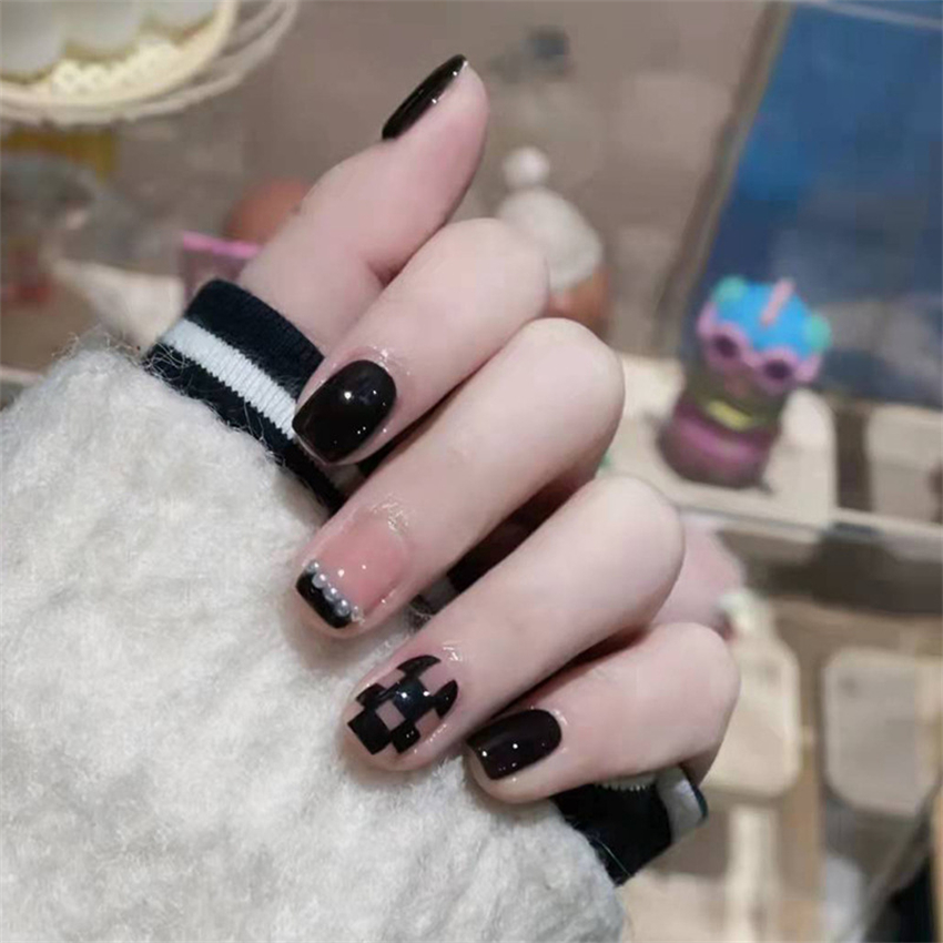 24 Stück kurze Acryl-Kunstnäge – Nail Art Glossy Bewertung und Preis