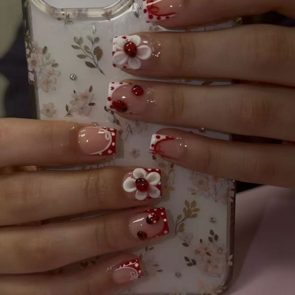 24 Stück pro Set. Rechteckige  – Nail Art Quotes Bewertung und Preis