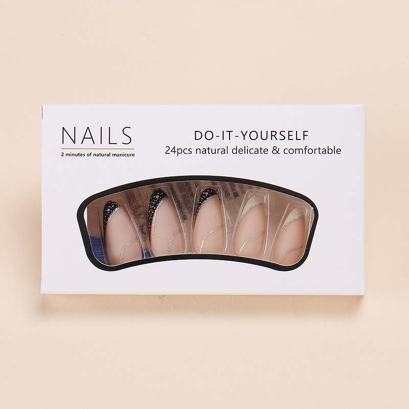 24-teilige tragbare Nägel im f – Nail Art Fake Bewertung und Preis